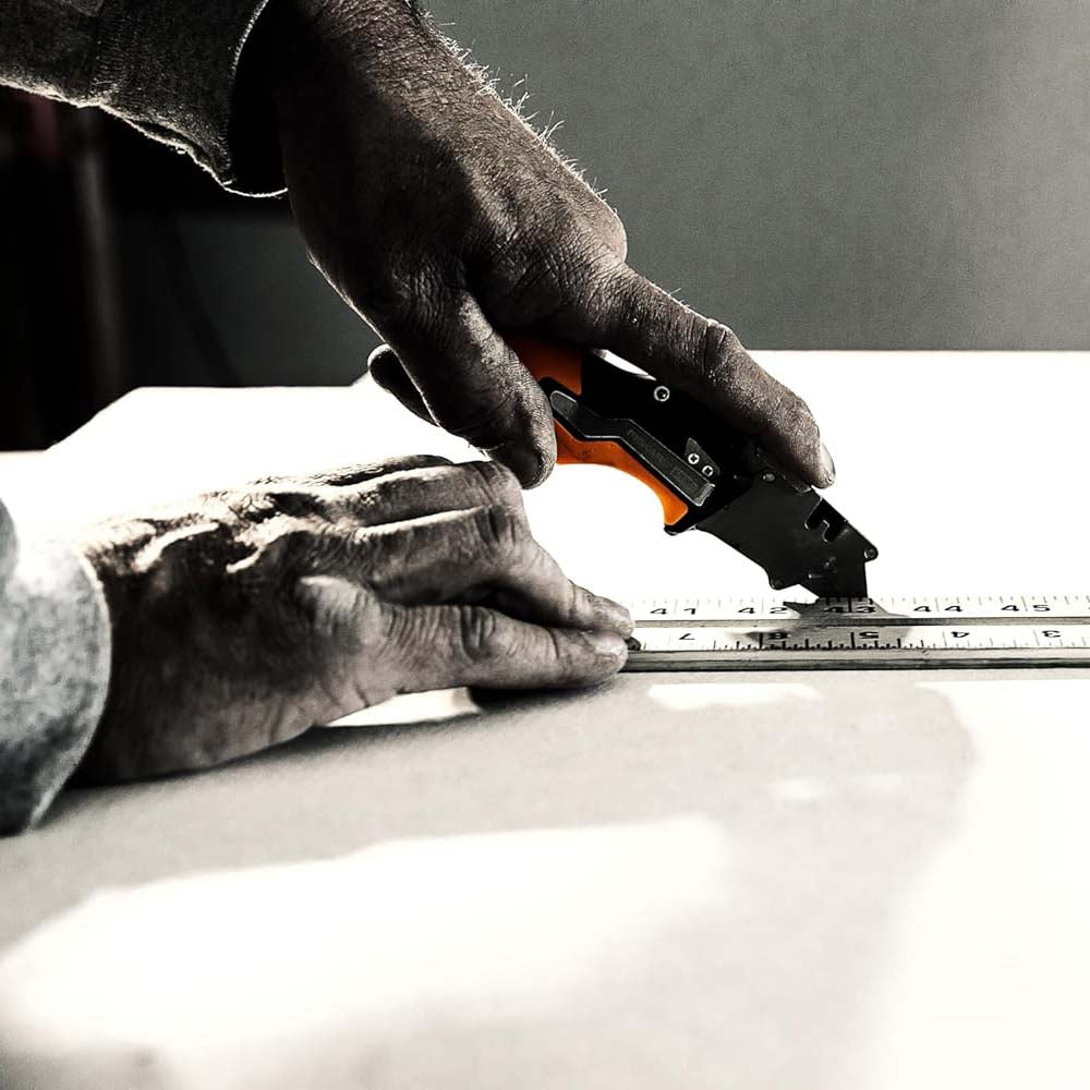 Folding multi-purpose knife, 17 cm long, stainless steel blade/plastic handle, black/orange