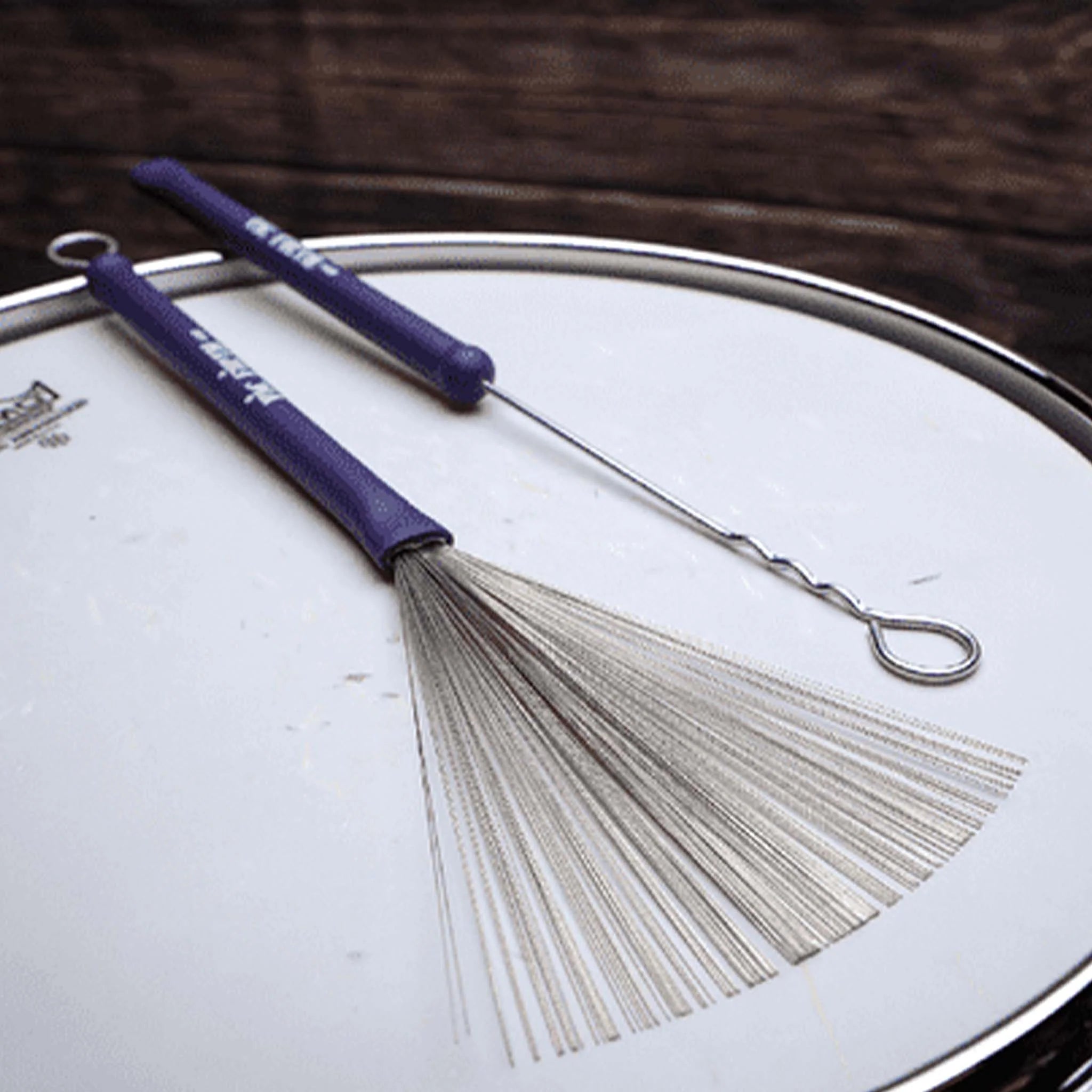 Heritage Brushes – Retractable Wire Brushes with Rubber Handle